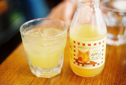 传递正能量的经典语句:活得平和,才能在心里装下满满的幸福6